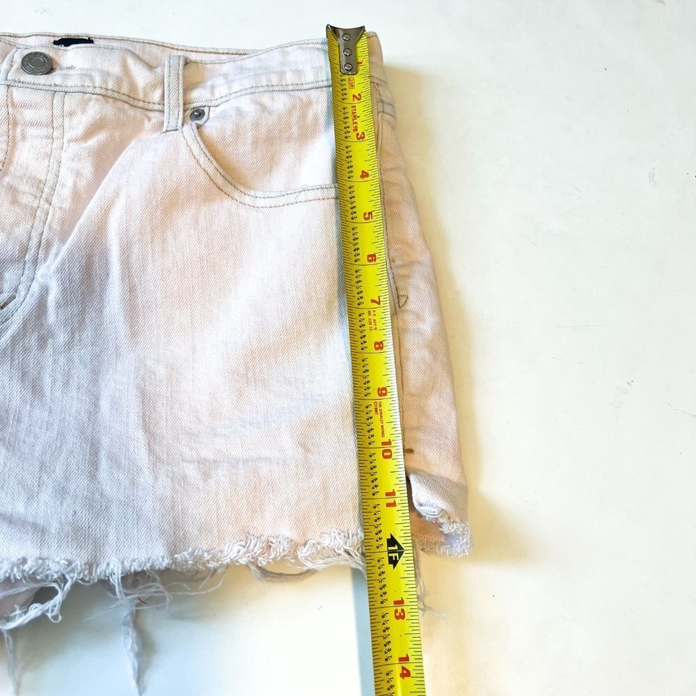 GAP High Rise 3" Denim Shorts in Spring Pink.  size 31" - Picture 12 of 14